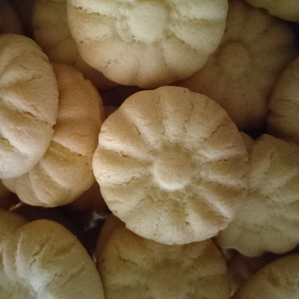 Jam Dot biscuits